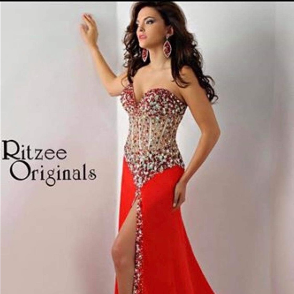 DON’T MISS THIS  RITZEE Original formal  gown